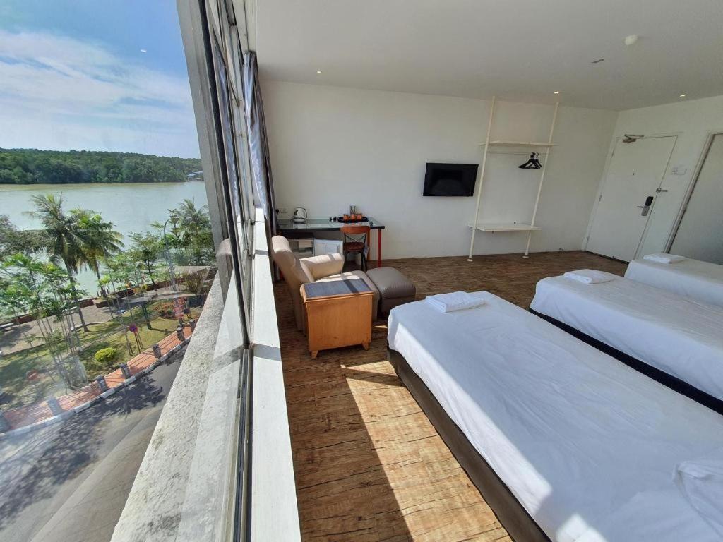 Riverine Garden Hotel Chukai Εξωτερικό φωτογραφία