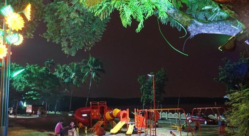 Riverine Garden Hotel Chukai Εξωτερικό φωτογραφία